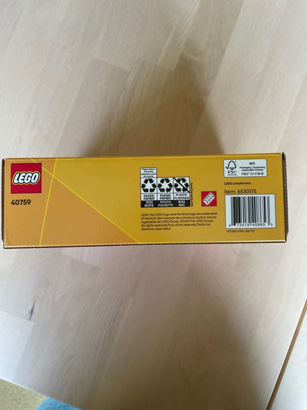 NIB LEGO Creator Seasonal Set 40759 Celebration Series: Valentine’s Day Box - Picture 6 of 6